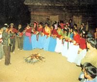 裹草帘子舞 裹草帘子舞