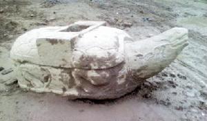 河北邯鄲大名古城發現的石贔屓。