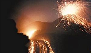 克柳切夫火山噴發