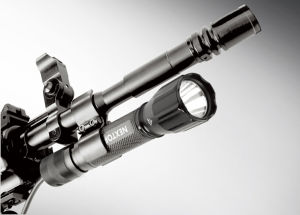 強光戰術手電 強光戰術手電