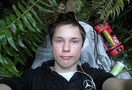 科爾頓·哈里斯·摩爾 科爾頓·哈里斯·摩爾