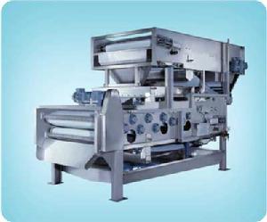 行車式刮泥機 行車式刮泥機