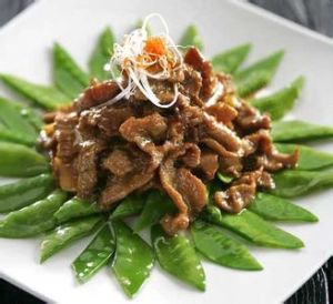 醬汁牛柳荷蘭豆 醬汁牛柳荷蘭豆