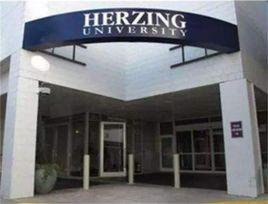 荷晶大學 荷晶大學