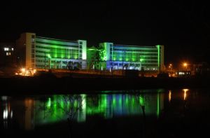 鹹寧職業技術學院