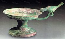 西漢早期鳥柄燈