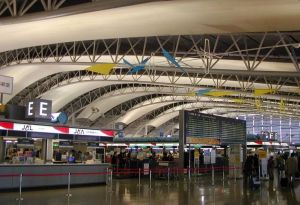 日航在關西國際機場的登機櫃檯