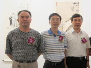 應祚智教授（左）、廣東省政協副主席姚志彬（中）、安徽省政協副主席張學平（右）.