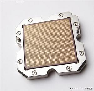 Power 7處理器 8核心、32執行緒、32MB快取、8通道DDR3記憶體