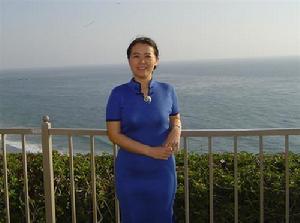 李唯[李唯校長]