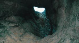 那羅延窟 那羅延窟