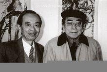 程十髮先生與著名畫家錢大禮先生合影