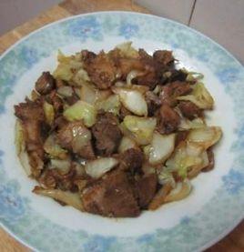 肘子肉炒白菜 肘子肉炒白菜
