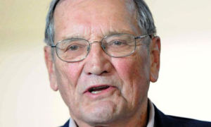 梅里爾·紐曼 梅里爾·紐曼