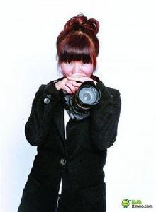 何莉[人體攝影師]