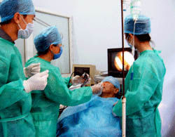 扁桃體周圍膿腫