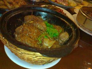 蚝豉火腩津絲煲