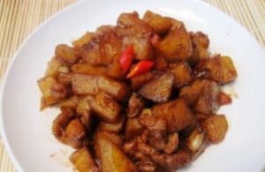 甜麵醬雞腿燜土豆 甜麵醬雞腿燜土豆