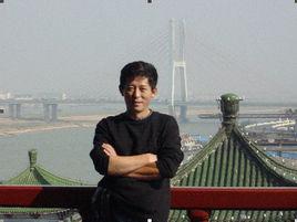 張東[溫州大學教授]