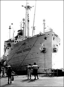 納希莫夫海軍上將號[前蘇聯建造的民用郵輪]