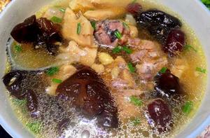 木耳甲魚湯 木耳甲魚湯