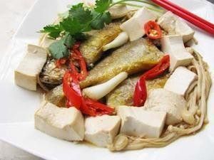 黃花魚煮豆腐 黃花魚煮豆腐
