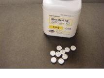 馬來酸羅格列酮