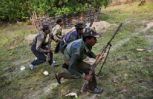 納薩爾武裝份子的訓練照片