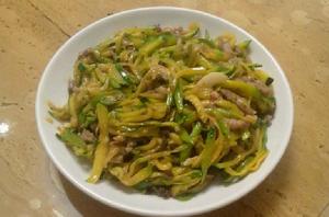 南瓜絲炒肉絲 南瓜絲炒肉絲