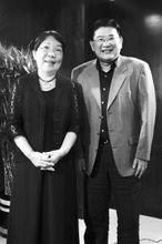 席慕容和著名主持人曹可凡