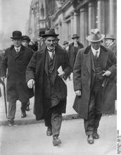 拉姆賽&middot;麥克唐納