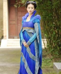 劉詩詩飾演 龍葵