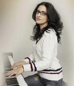 安潔拉亞季 安潔拉亞季