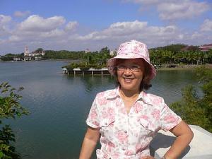 作者徐燕鄉女士