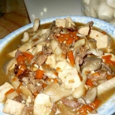 肉豆腐燉蘑菇 肉豆腐燉蘑菇