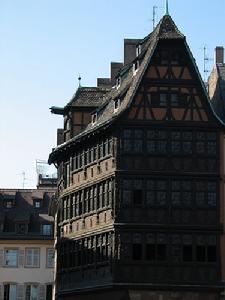 卡莫澤爾屋 卡莫澤爾屋