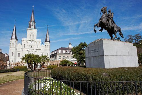 安德魯&middot;傑克遜雕像