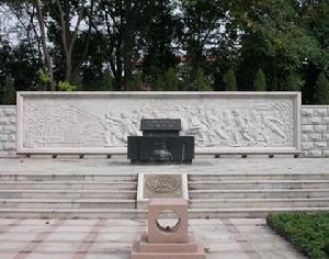 平望三野四烈士陵園