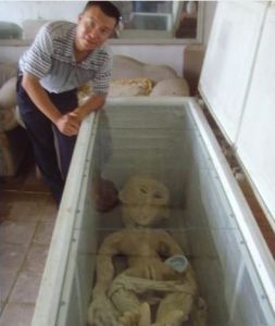 電死外星人 電死外星人