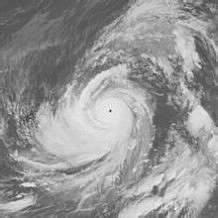 即將撲向日本的超強颱風泰培