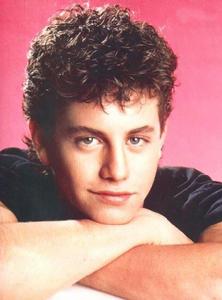 （圖）《成長的煩惱》中的邁克