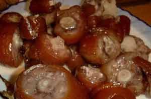 蒜鹵豬尾巴 蒜鹵豬尾巴