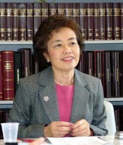 張曼君[美籍華裔]