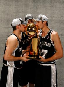 （圖）2007nba總冠軍馬刺隊