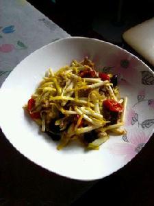 蒜黃炒肉絲 蒜黃炒肉絲