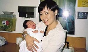 35歲時生下小女兒