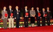 裴鋼院士獲陳嘉庚生命科學獎