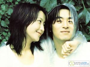 《娃妮和俊河》