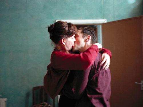 親密[法德英西2001年帕特里斯·夏侯執導電影]