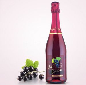 黑加侖葡萄酒 黑加侖葡萄酒